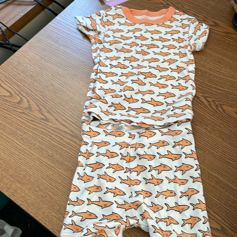 Baby gap goldfish pajamas size 6-12 months - Picture 1 of 4